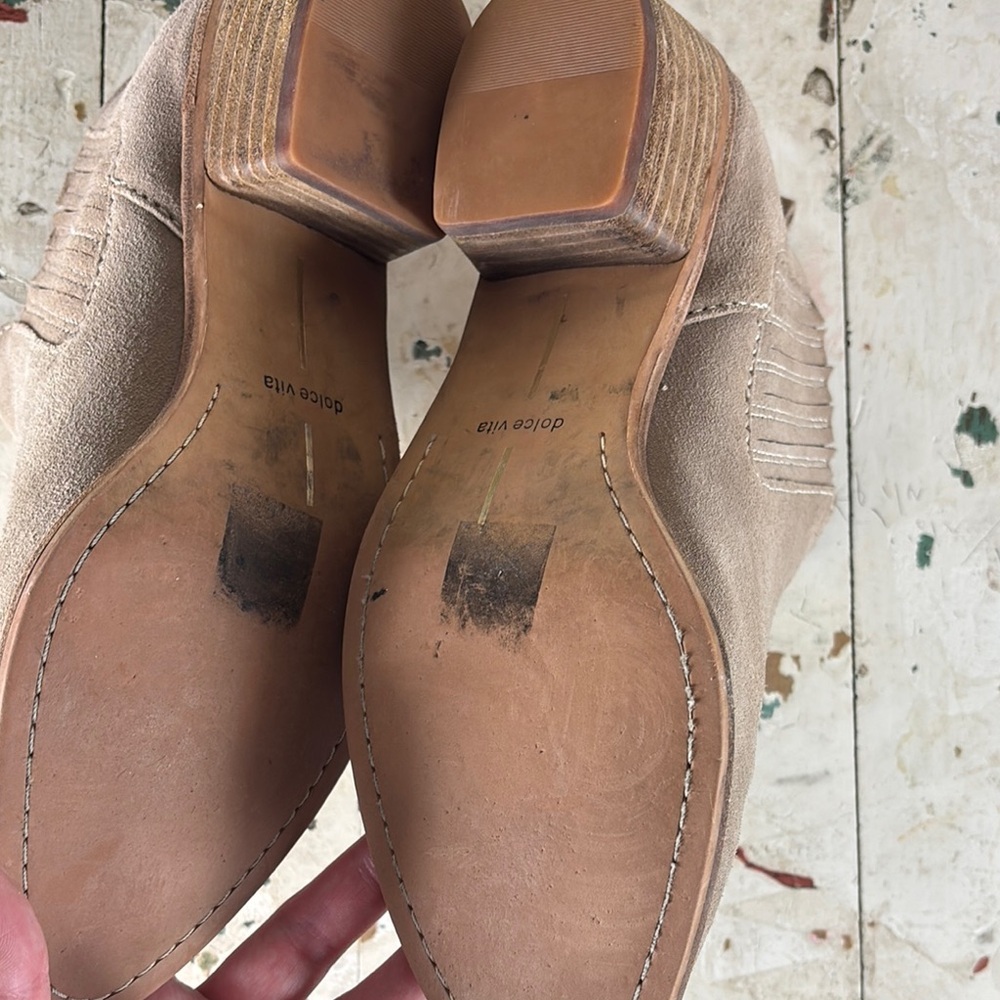 Dolce Vita > Women's Tan Ankle Boots 8 - Picture 9 of 11